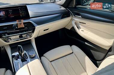 Седан BMW 5 Series 2020 в 
