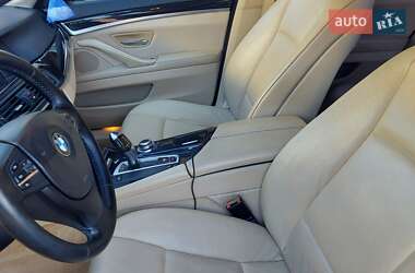 Седан BMW 5 Series 2010 в 