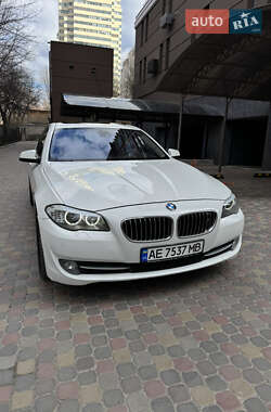 Седан BMW 5 Series 2010 в 