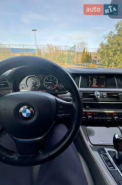 Седан BMW 5 Series 2013 в 