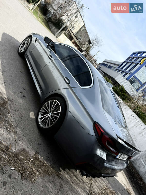 Седан BMW 5 Series 2017 в Виннице
