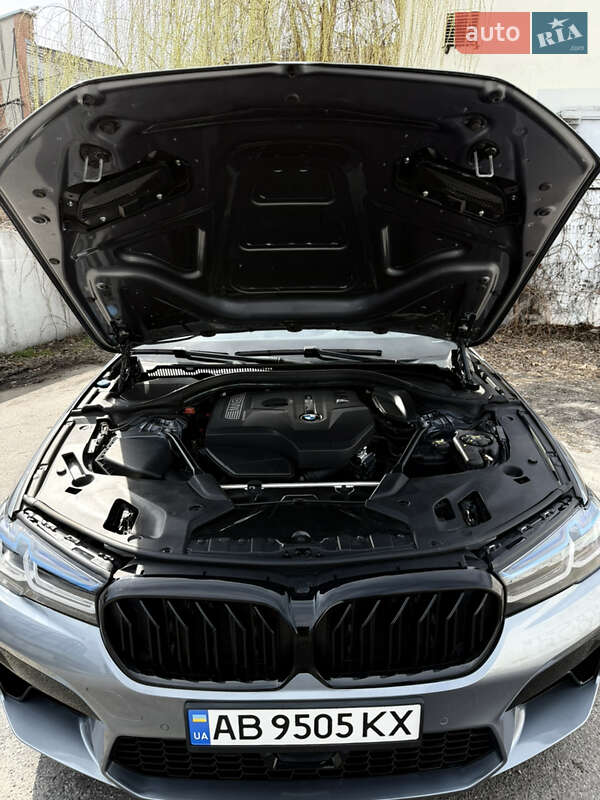 Седан BMW 5 Series 2017 в Виннице