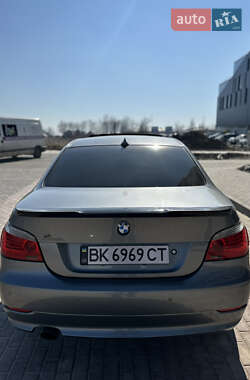 Седан BMW 5 Series 2007 в 