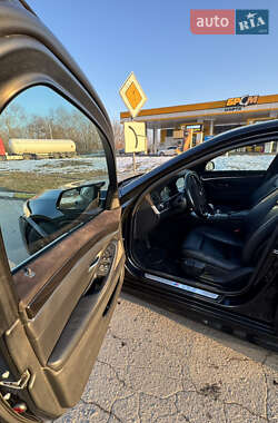 Седан BMW 5 Series 2012 в 