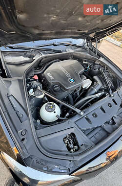 Седан BMW 5 Series 2012 в 