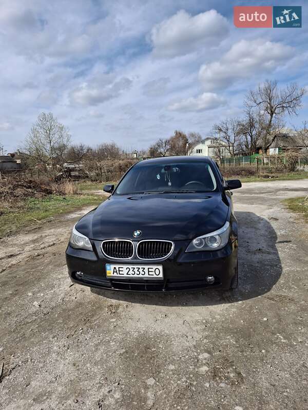 Седан BMW 5 Series 2005 в Дніпрі