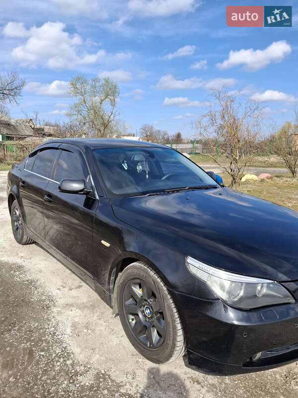 Седан BMW 5 Series 2005 в Дніпрі