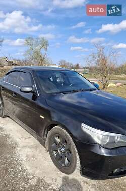 Седан BMW 5 Series 2005 в 