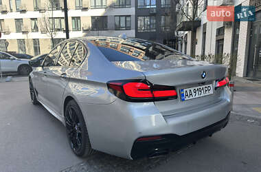 Седан BMW 5 Series 2017 в 