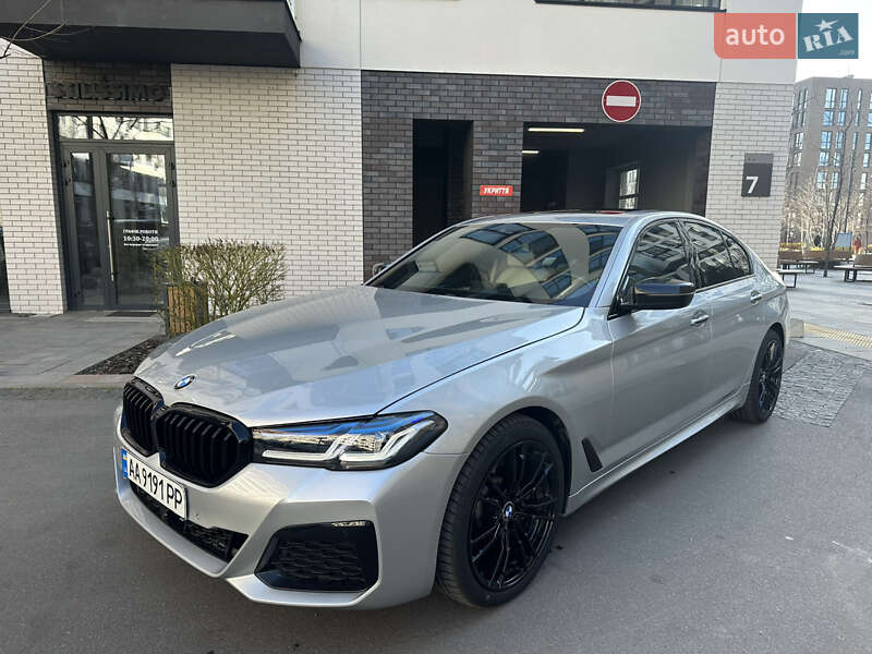 Седан BMW 5 Series 2017 в 