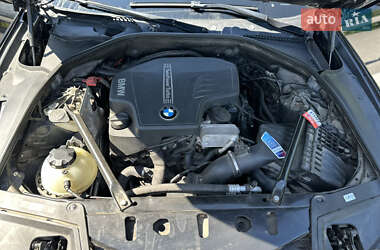 Седан BMW 5 Series 2013 в 