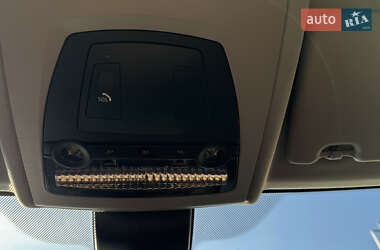 Седан BMW 5 Series 2012 в 