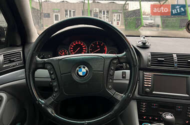 Седан BMW 5 Series 2001 в 