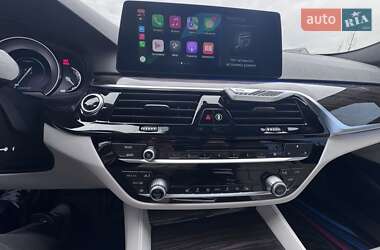 Седан BMW 5 Series 2018 в Киеве