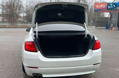 Седан BMW 5 Series 2011 в 