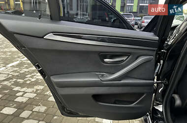 Седан BMW 5 Series 2012 в 