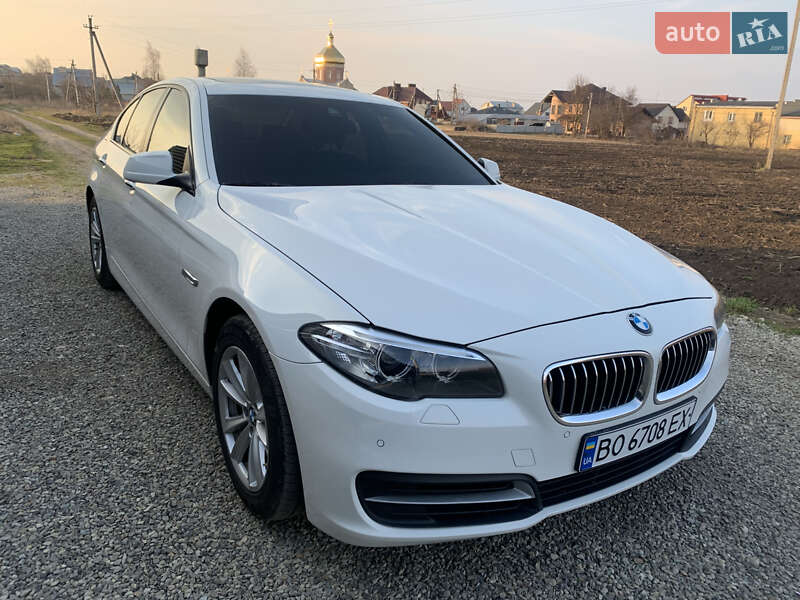 Седан BMW 5 Series 2015 в 