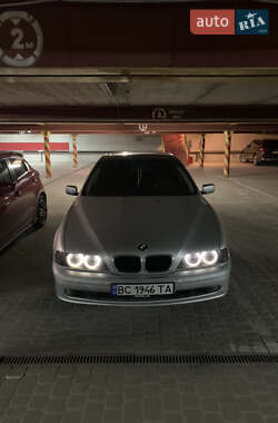 Седан BMW 5 Series 2001 в 