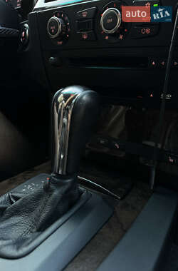 Седан BMW 5 Series 2005 в 