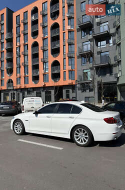 Седан BMW 5 Series 2014 в 
