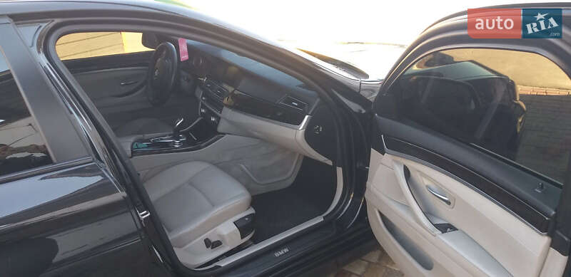 Седан BMW 5 Series 2012 в Талалаївці