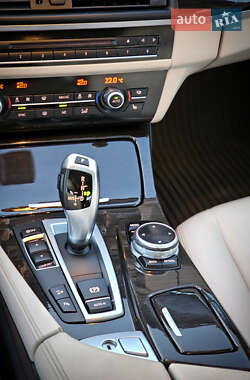 Седан BMW 5 Series 2013 в 