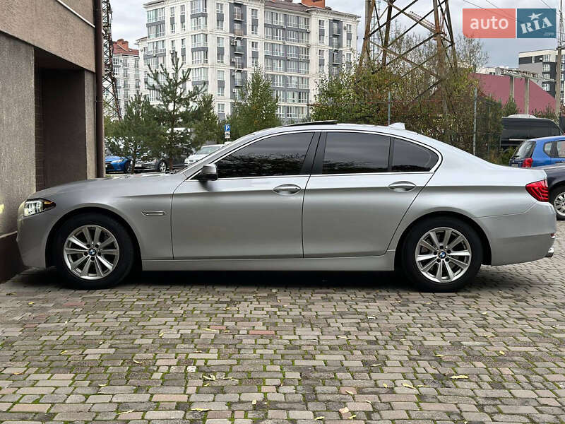 Седан BMW 5 Series 2015 в Івано-Франківську