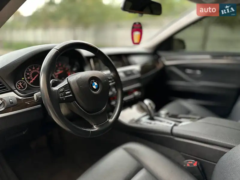 BMW 5 Series 2015 VIN WBA5A7C51GG145761 фото оголошення 18 з 70