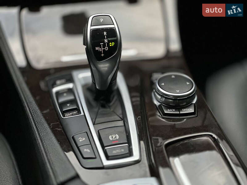 Седан BMW 5 Series 2015 в Івано-Франківську
