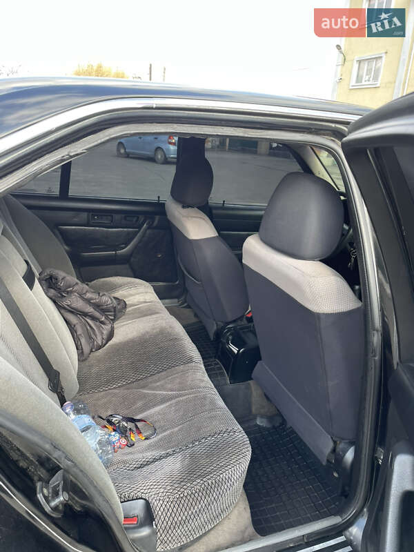 Седан BMW 5 Series 1990 в Шполе