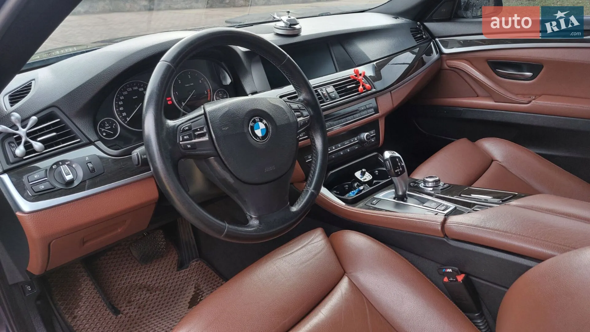 2010 BMW 5er - мініатюра 13