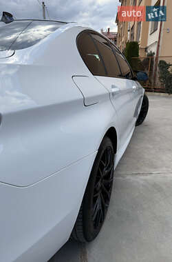Седан BMW 5 Series 2011 в 