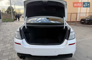 Седан BMW 5 Series 2011 в 