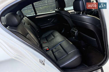 Седан BMW 5 Series 2011 в 
