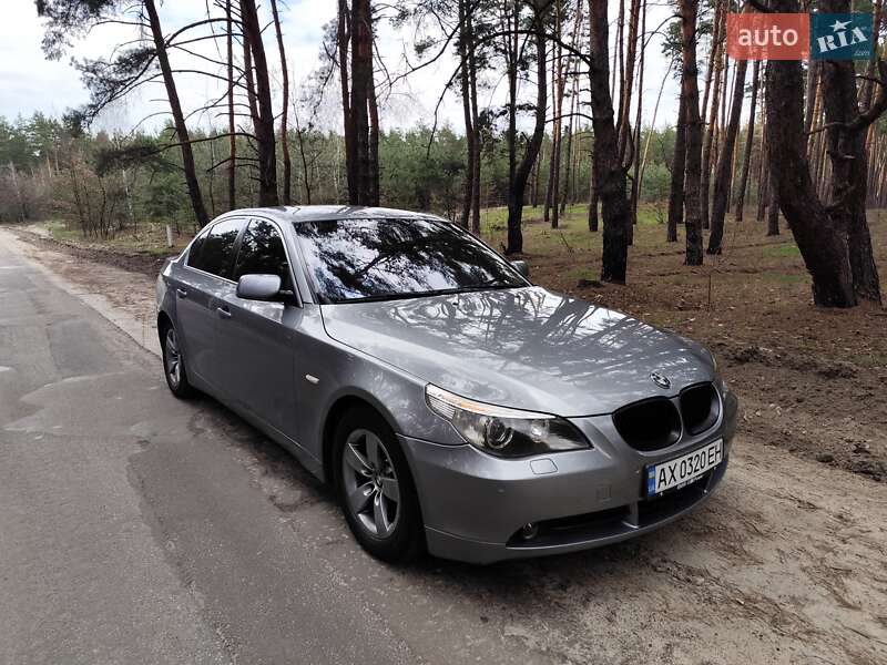 Седан BMW 5 Series 2004 в 