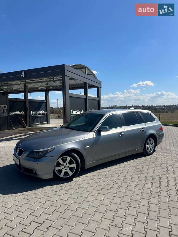 Универсал BMW 5 Series 2004 в Шумске