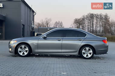 Седан BMW 5 Series 2012 в 