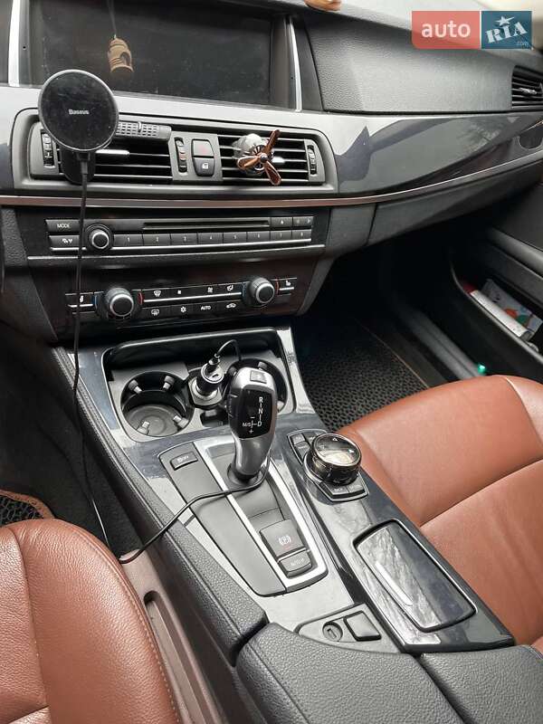 Седан BMW 5 Series 2010 в Одесі