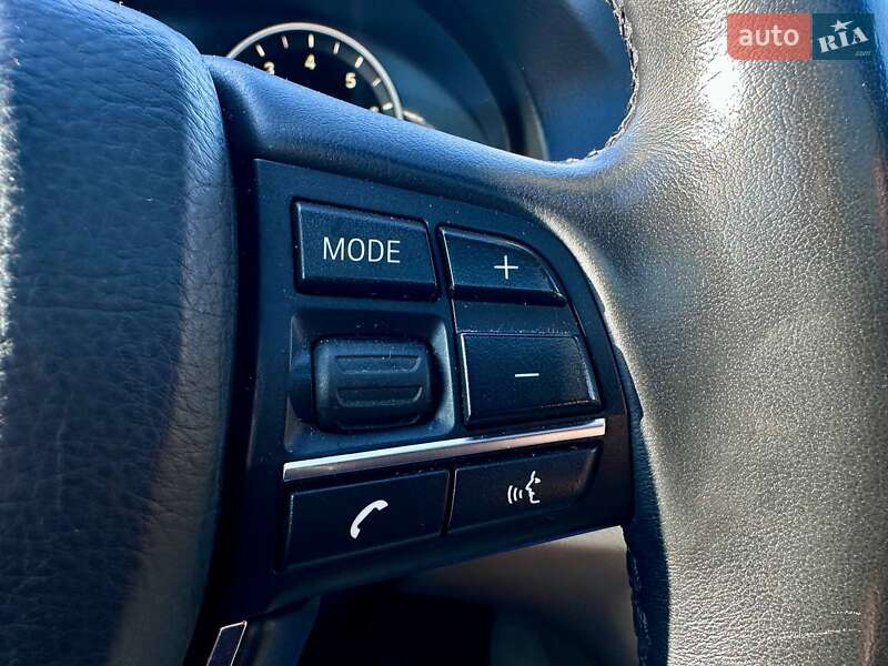 Седан BMW 5 Series 2013 в Львове