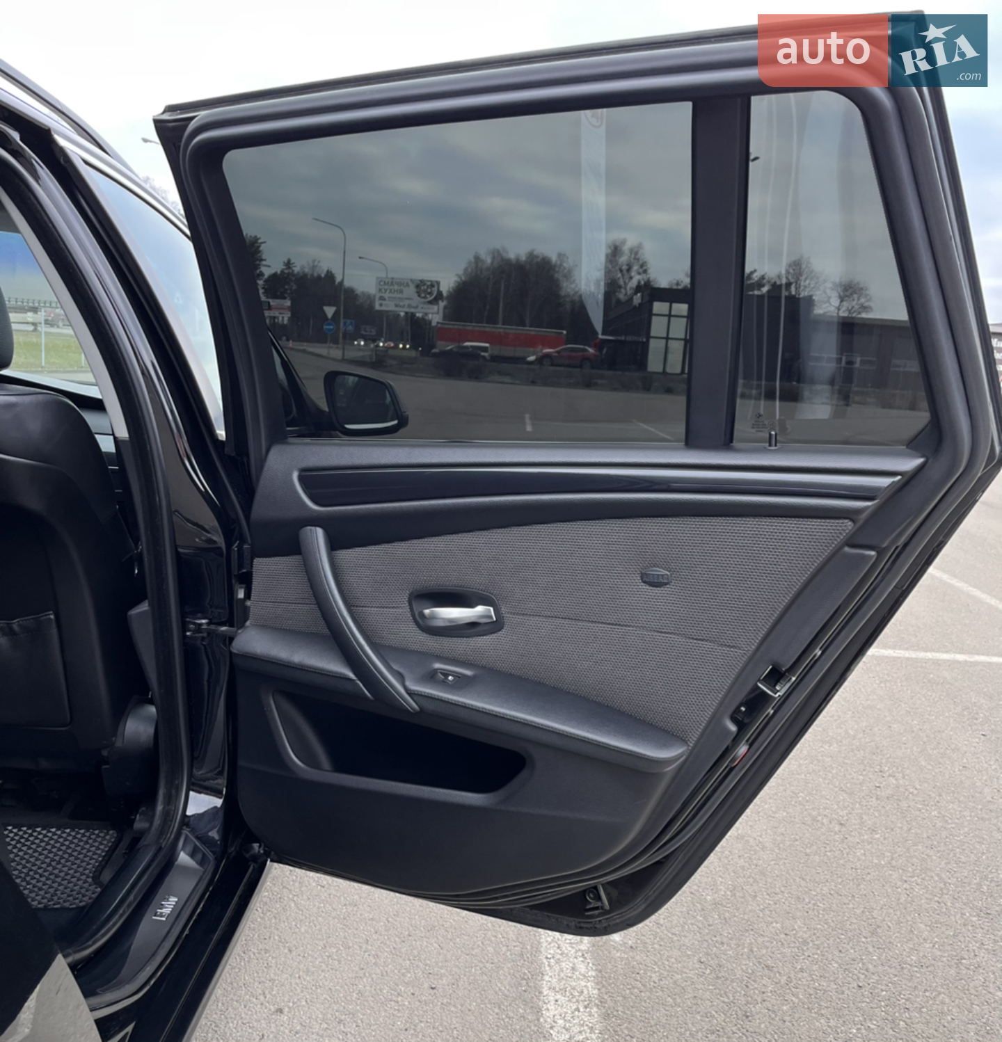 2010 BMW 5er - мініатюра 10