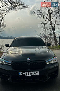 Седан BMW 5 Series 2017 в 
