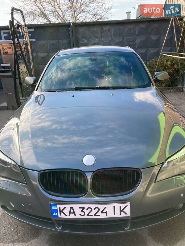 Седан BMW 5 Series 2006 в 