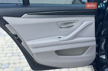 Седан BMW 5 Series 2012 в 