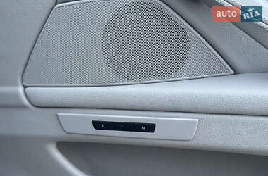 Седан BMW 5 Series 2012 в 