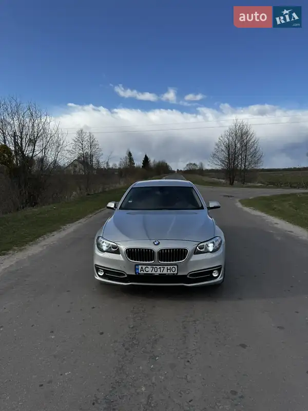 Седан BMW 5 Series 2014 в 