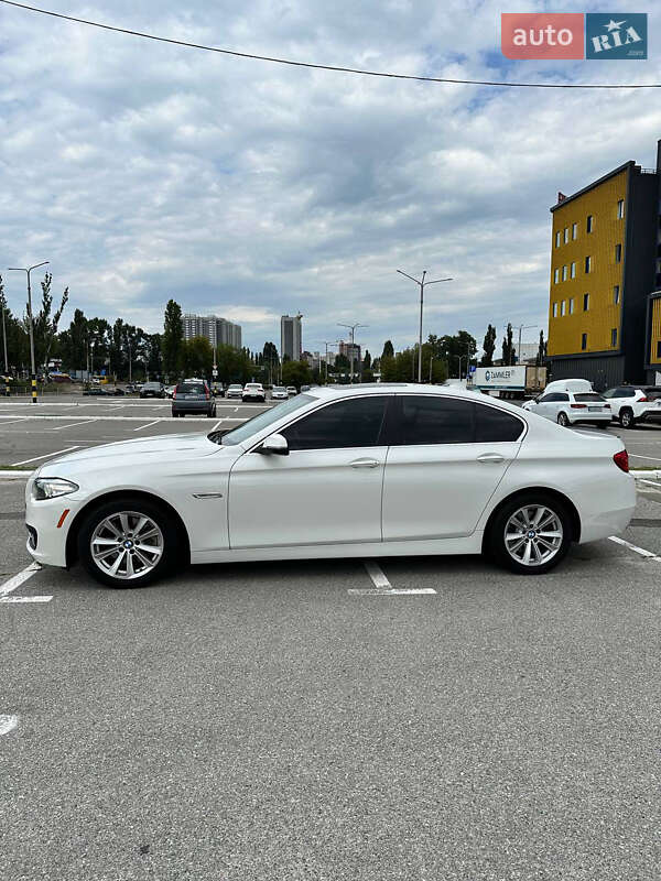 Седан BMW 5 Series 2016 в Києві