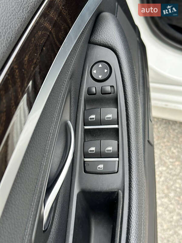 Седан BMW 5 Series 2016 в Києві