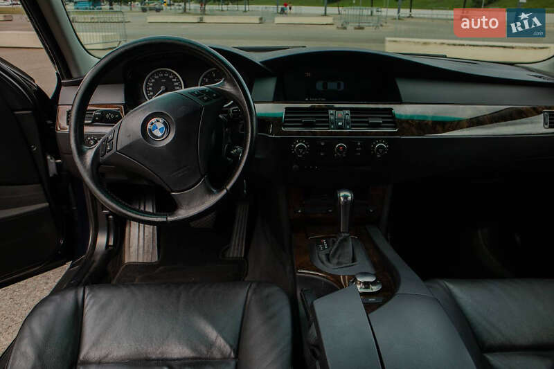 Седан BMW 5 Series 2005 в Киеве