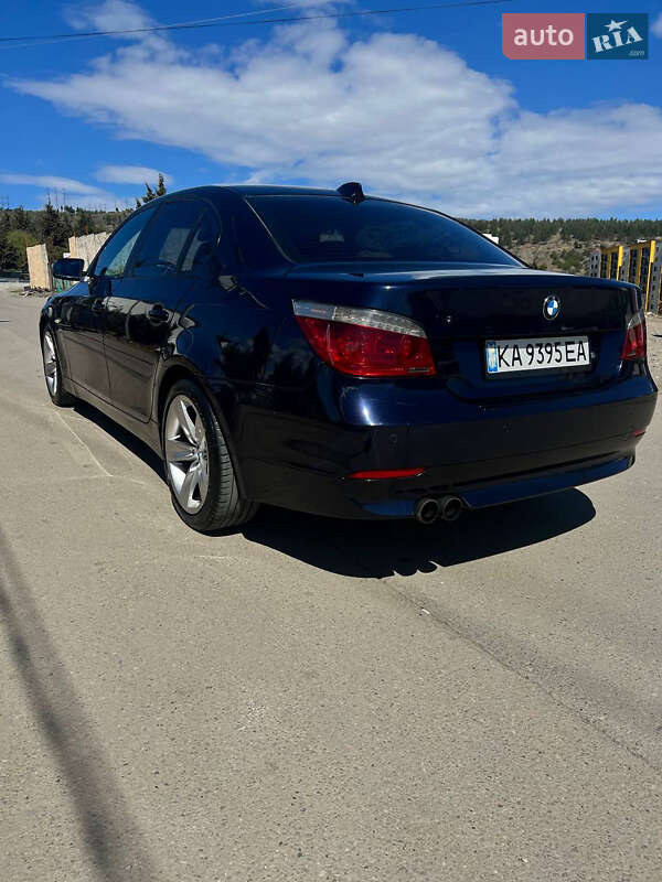 Седан BMW 5 Series 2005 в Киеве