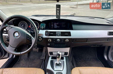 Седан BMW 5 Series 2009 в 